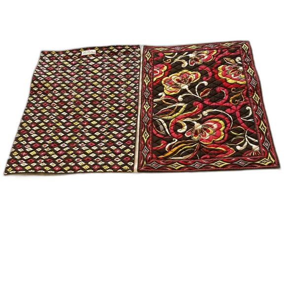 VERA BRADLEY Quilted Placemats Set of 2 Floral Brown Orange Yellow Red 18 x 13 " - Picture 1 of 10